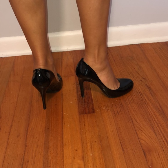 Jessica Simpson black heels - Picture 7 of 8
